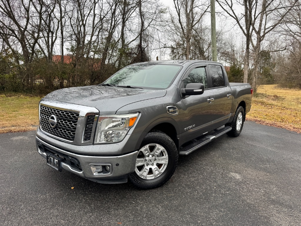 2017 Nissan Titan SV